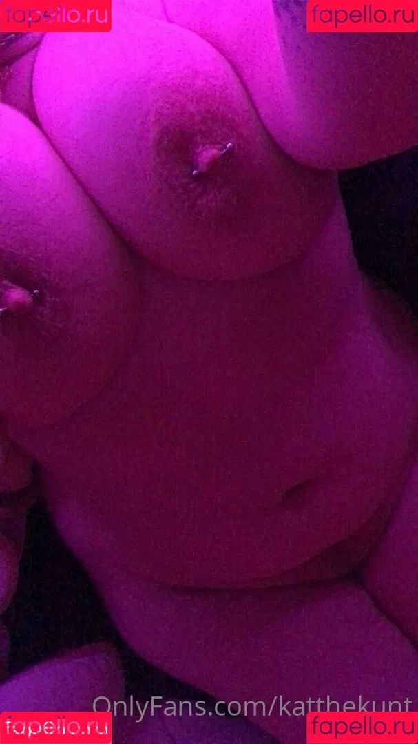 KatTheKunt Onlyfans Photo Gallery 