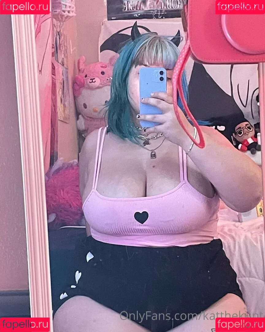 KatTheKunt Onlyfans Photo Gallery 