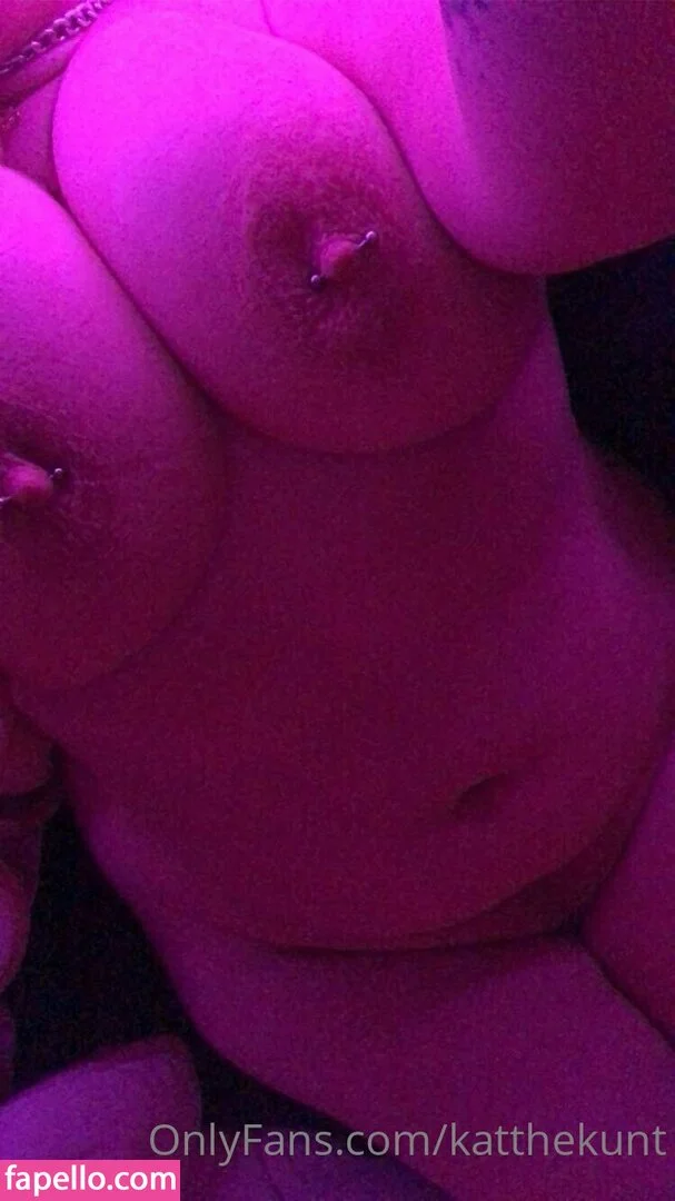 KatTheKunt Onlyfans Photo Gallery 