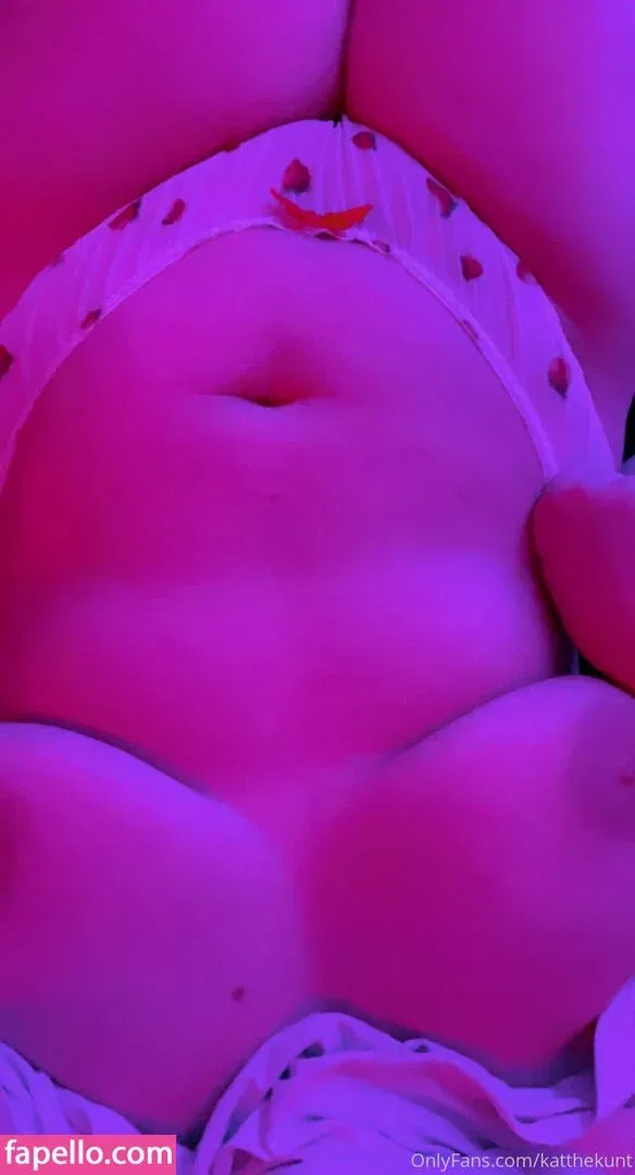 KatTheKunt Onlyfans Photo Gallery 