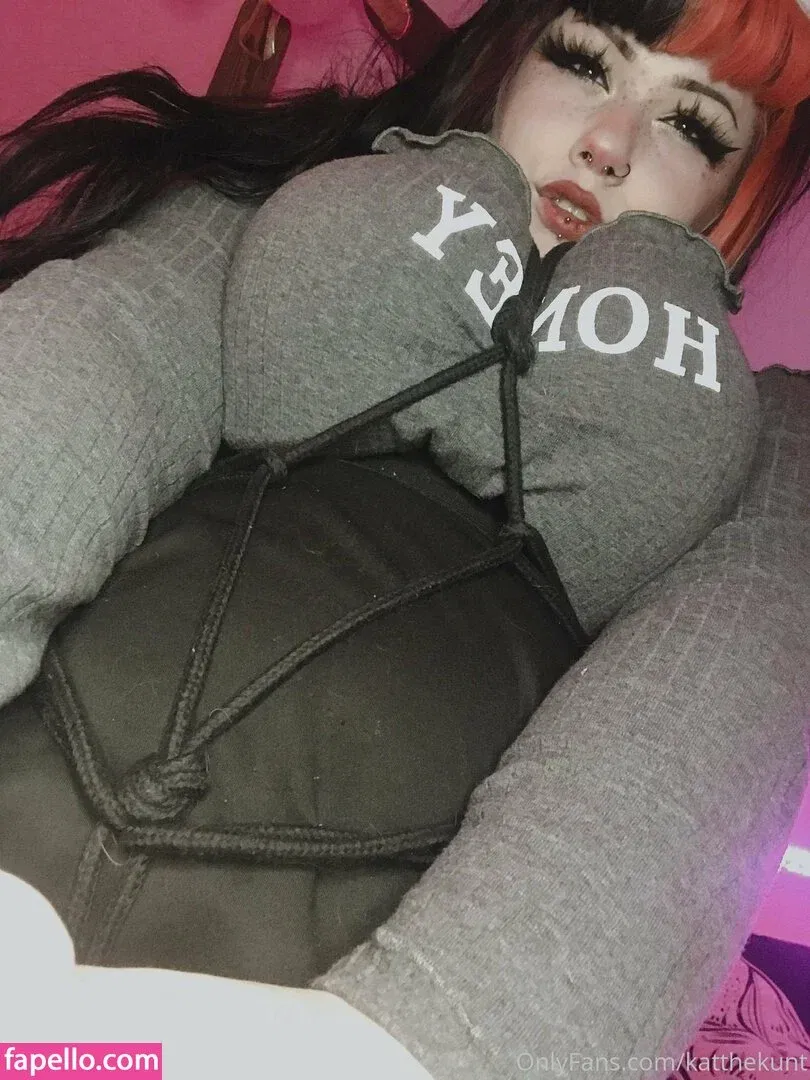 KatTheKunt Onlyfans Photo Gallery 