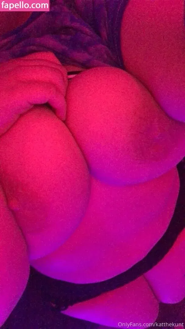 KatTheKunt Onlyfans Photo Gallery 