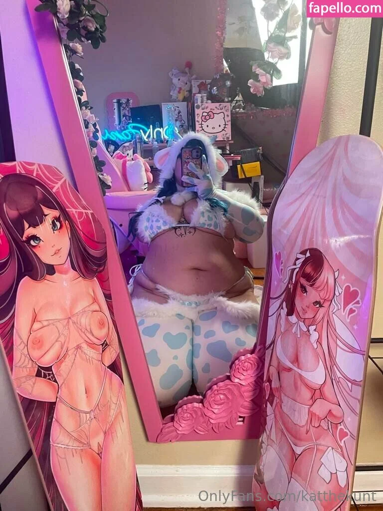 KatTheKunt Onlyfans Photo Gallery 