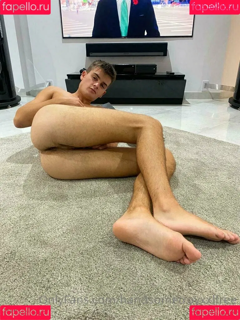 handsometroyxxlfree Onlyfans Photo Gallery 