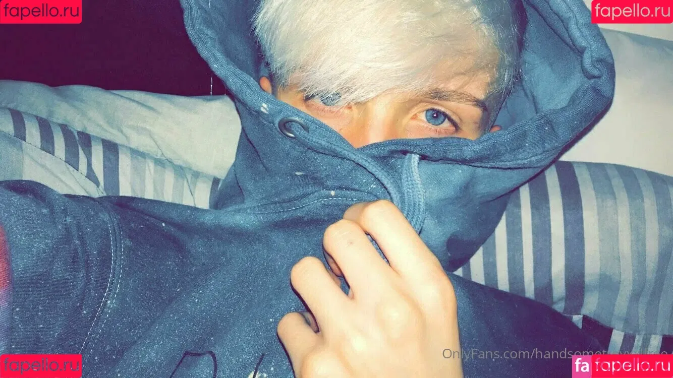 handsometroyxxlfree Onlyfans Photo Gallery 