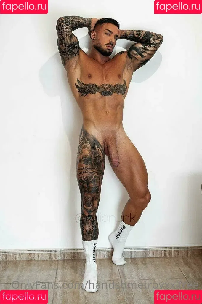handsometroyxxlfree Onlyfans Photo Gallery 