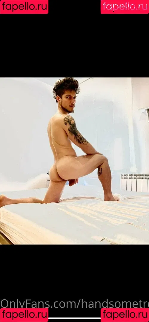 handsometroyxxlfree Onlyfans Photo Gallery 