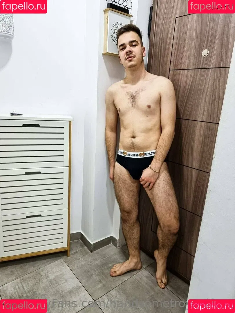 handsometroyxxlfree Onlyfans Photo Gallery 