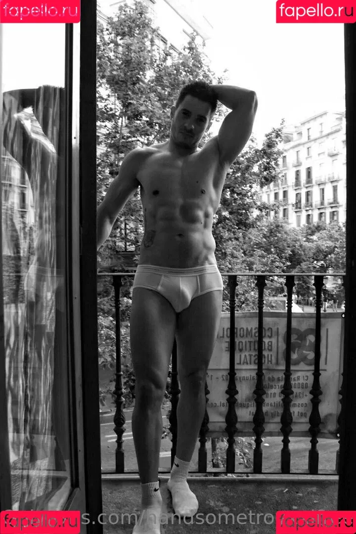 handsometroyxxlfree Onlyfans Photo Gallery 