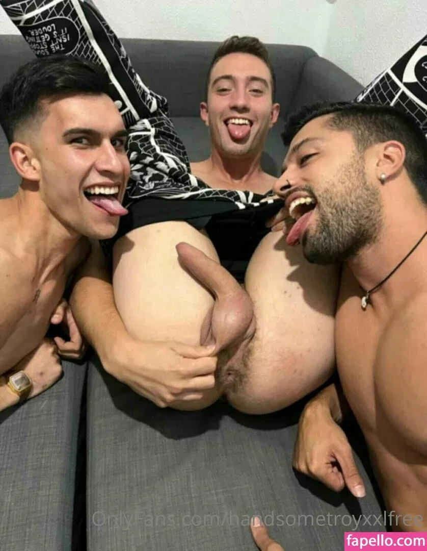 handsometroyxxlfree Onlyfans Photo Gallery 