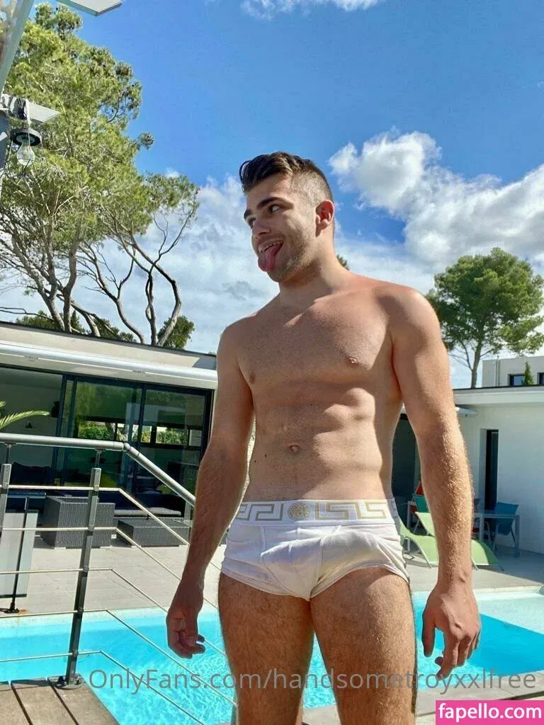 handsometroyxxlfree Onlyfans Photo Gallery 