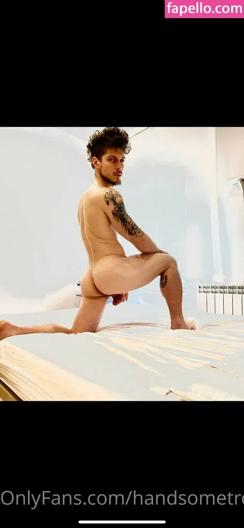 handsometroyxxlfree Onlyfans Photo Gallery 