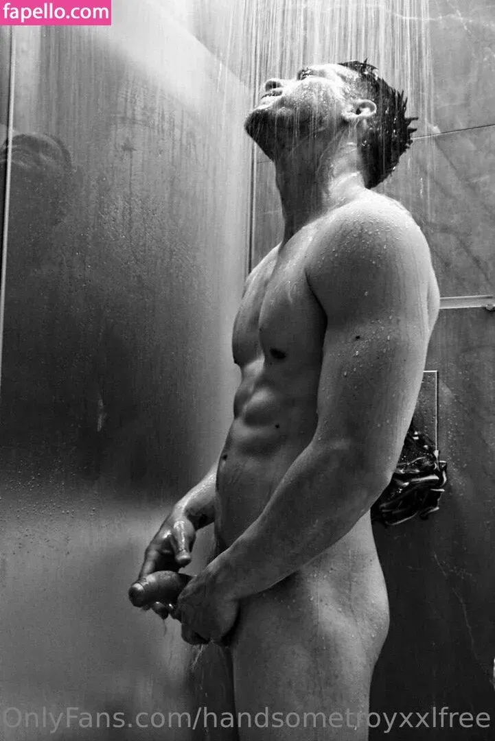 handsometroyxxlfree Onlyfans Photo Gallery 