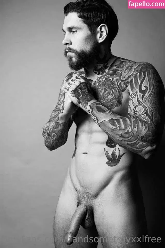 handsometroyxxlfree Onlyfans Photo Gallery 
