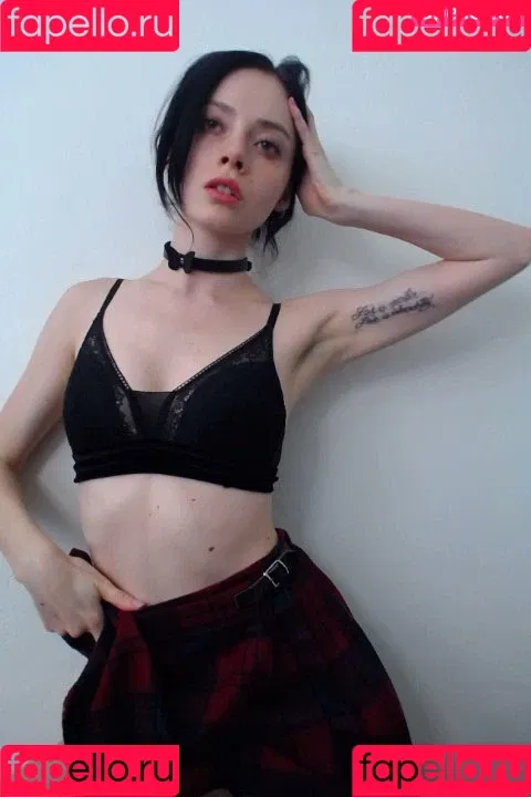ohthumbelina Onlyfans Photo Gallery 