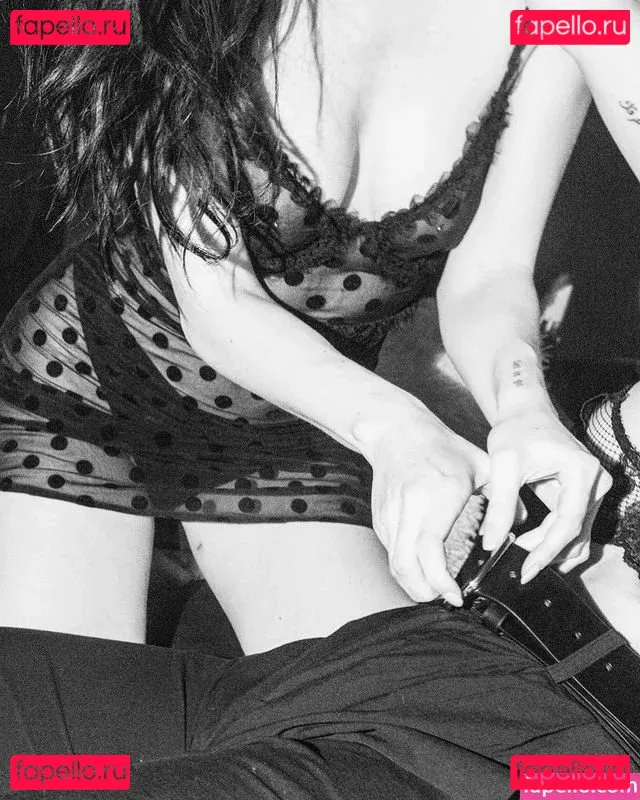 ohthumbelina Onlyfans Photo Gallery 