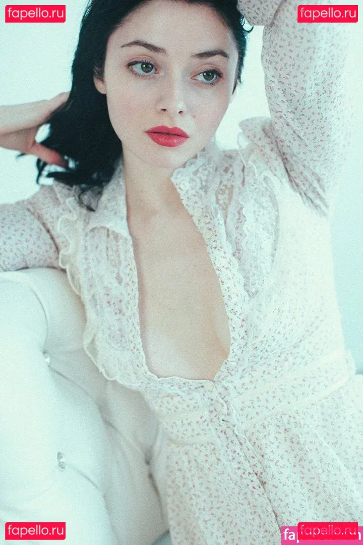 ohthumbelina Onlyfans Photo Gallery 