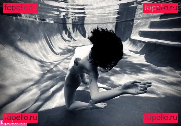 ohthumbelina Onlyfans Photo Gallery 