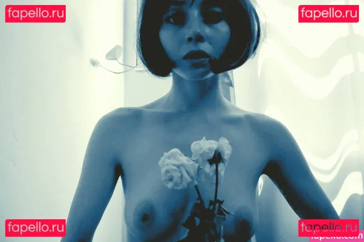 ohthumbelina Onlyfans Photo Gallery 