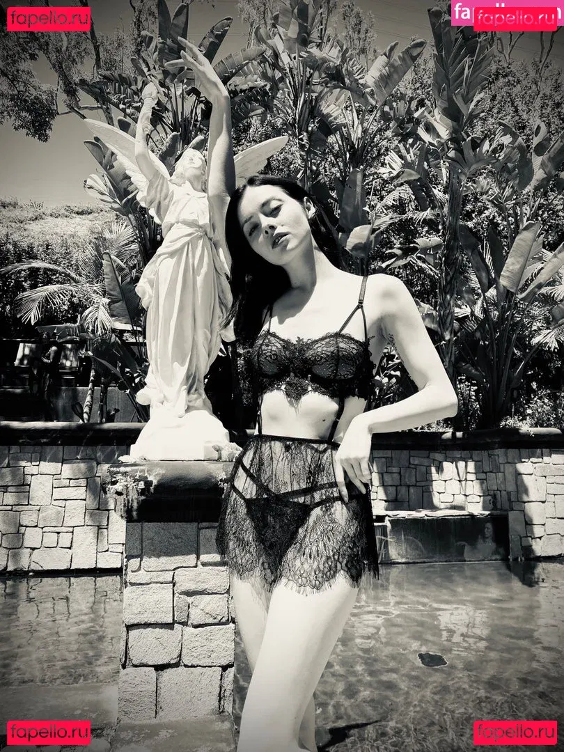 ohthumbelina Onlyfans Photo Gallery 