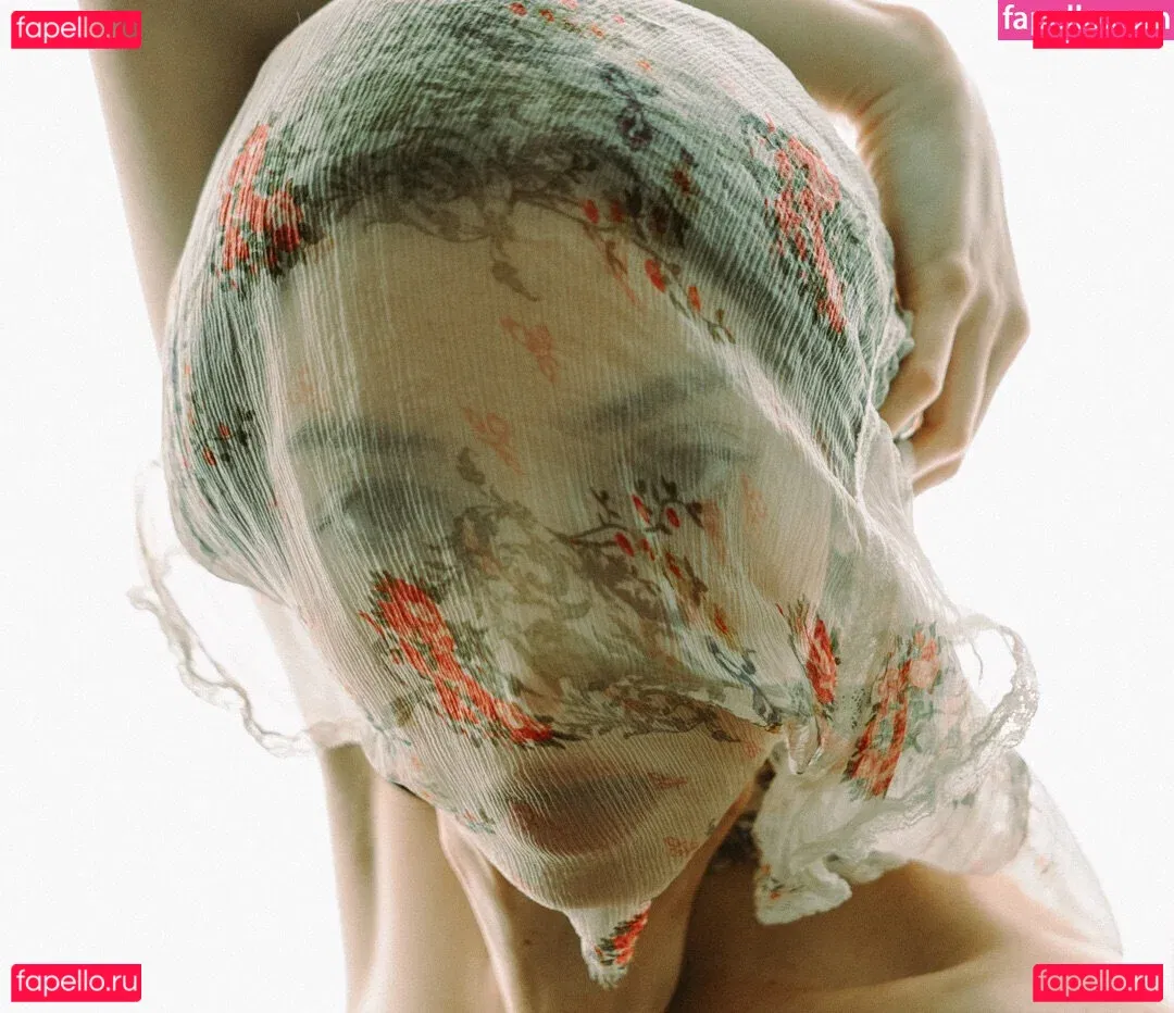 ohthumbelina Onlyfans Photo Gallery 