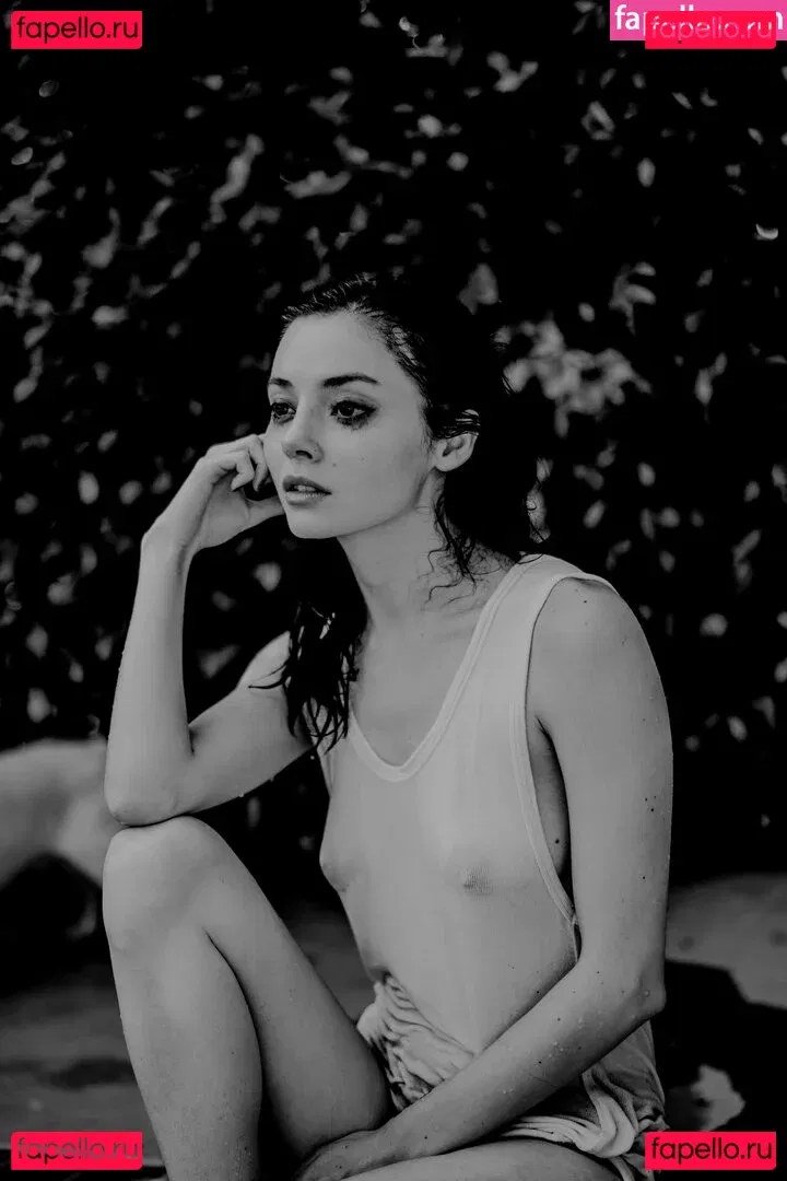 ohthumbelina Onlyfans Photo Gallery 