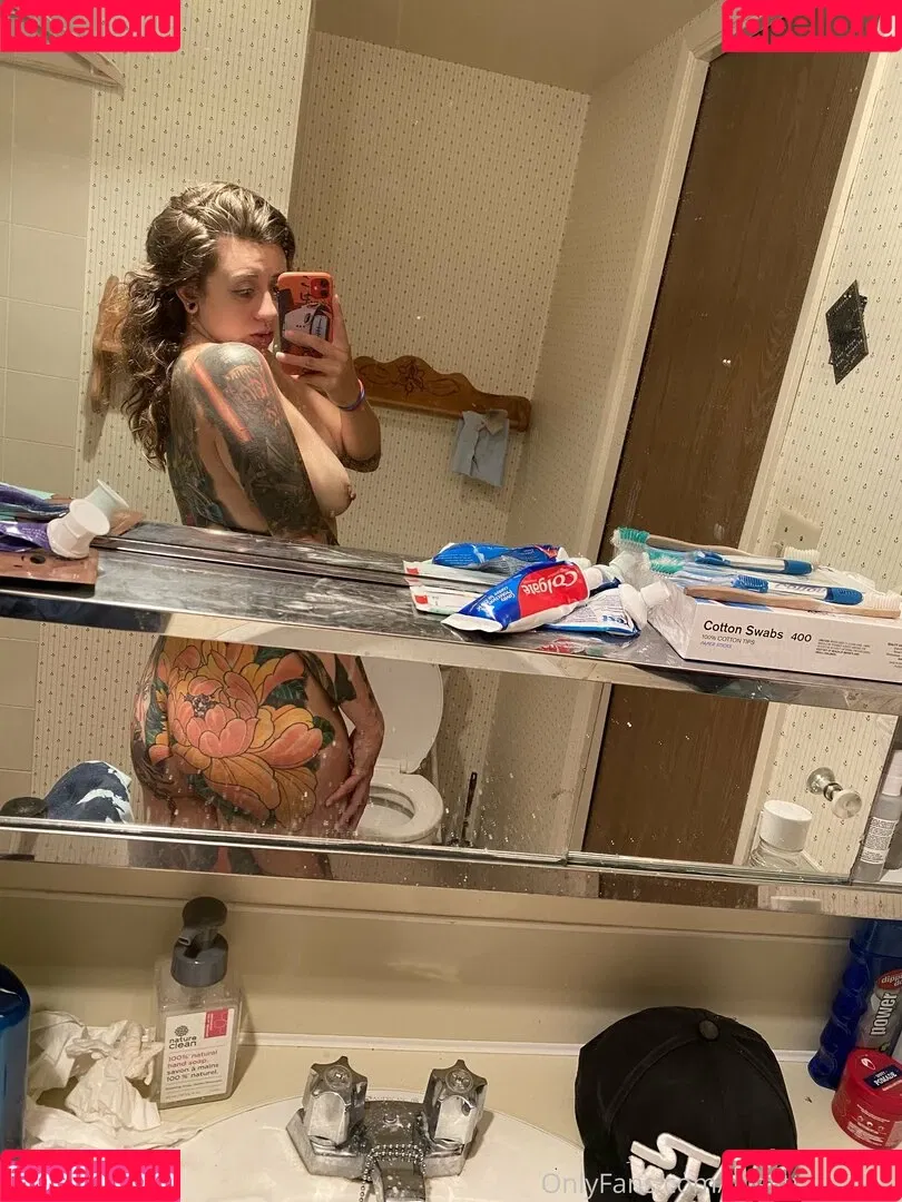 thelittlewillow Onlyfans Photo Gallery 