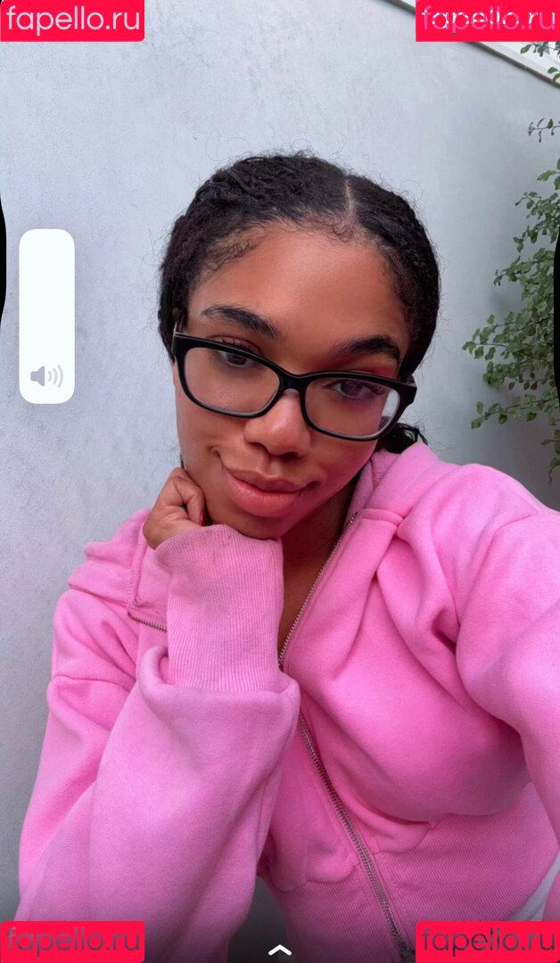 thelittlewillow Onlyfans Photo Gallery 