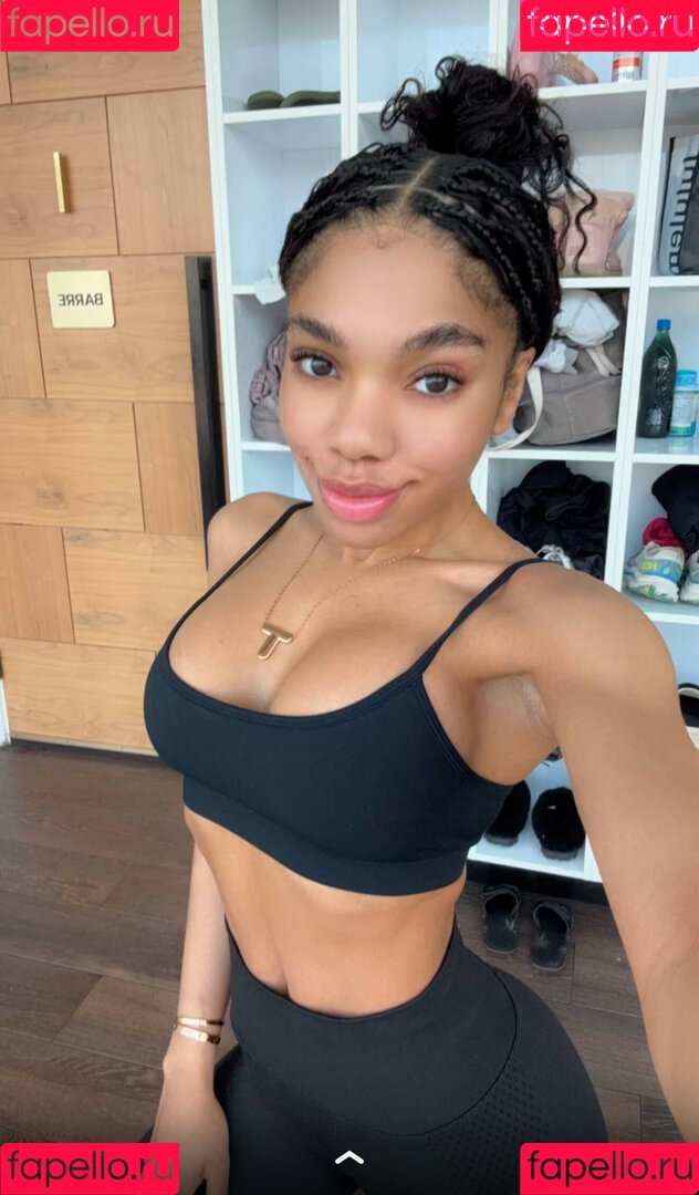 thelittlewillow Onlyfans Photo Gallery 