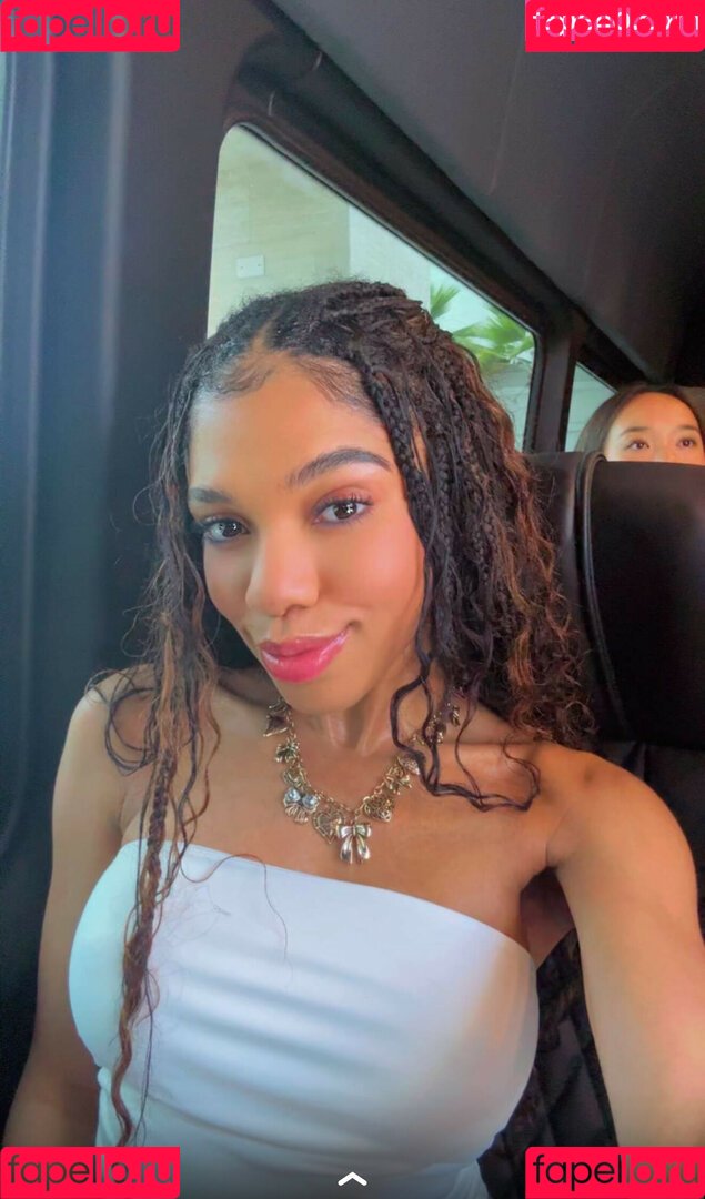 thelittlewillow Onlyfans Photo Gallery 