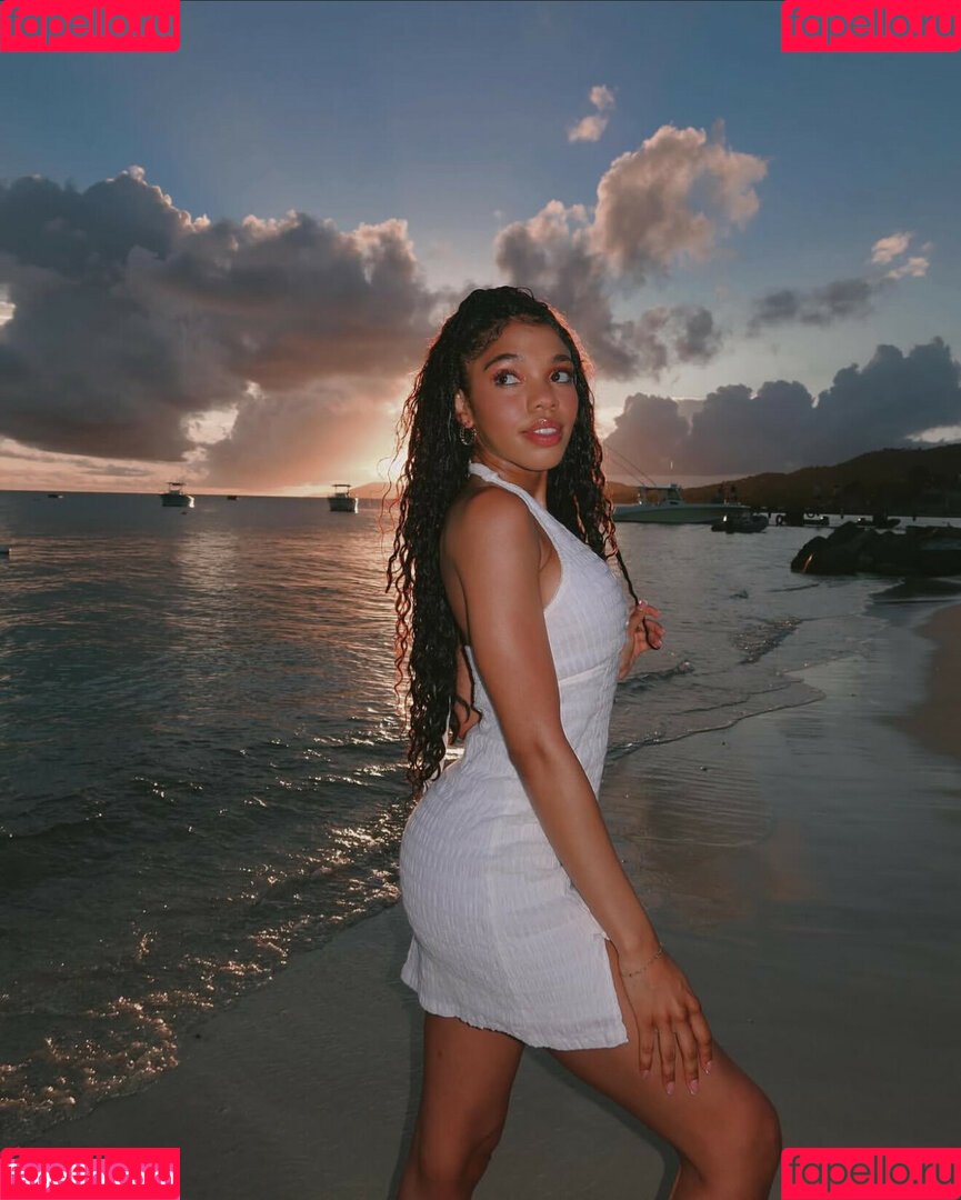 thelittlewillow Onlyfans Photo Gallery 