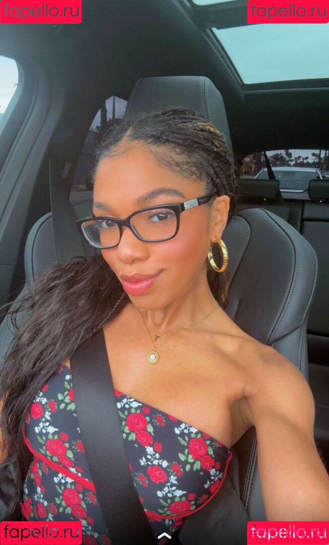 thelittlewillow Onlyfans Photo Gallery 