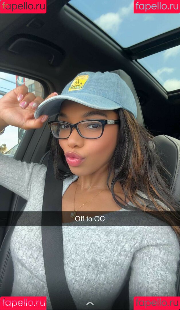 thelittlewillow Onlyfans Photo Gallery 