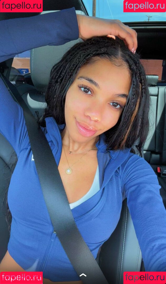 thelittlewillow Onlyfans Photo Gallery 