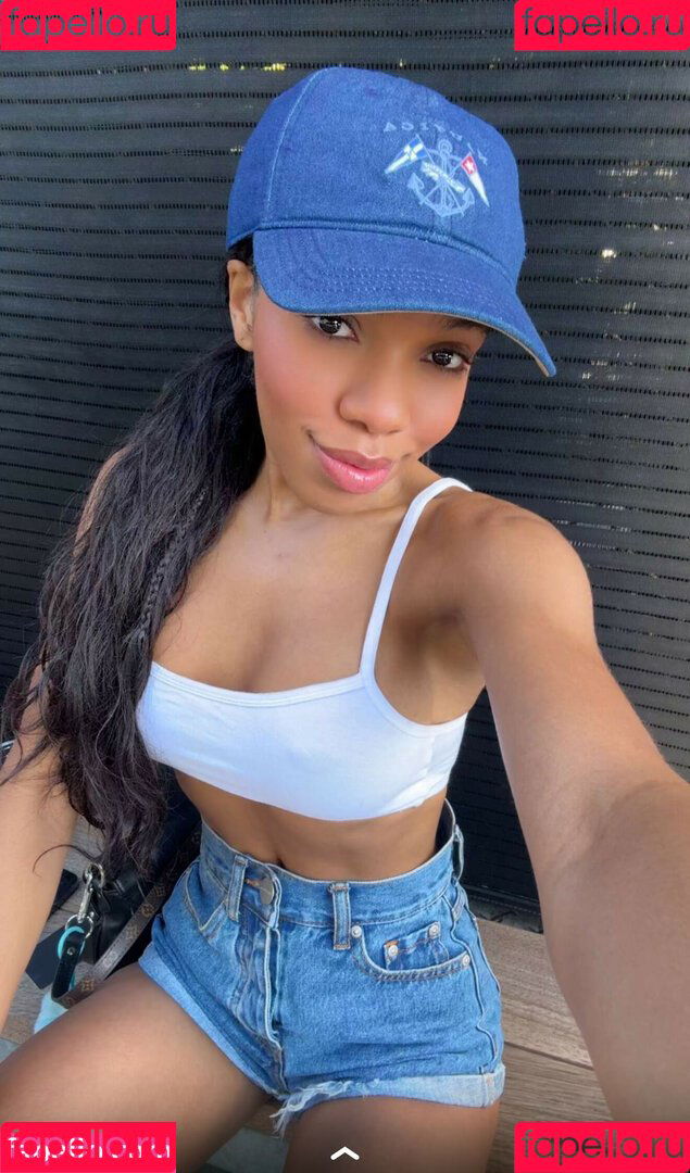 thelittlewillow Onlyfans Photo Gallery 