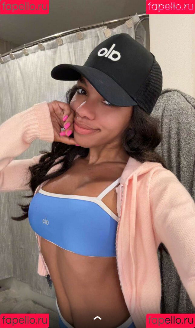 thelittlewillow Onlyfans Photo Gallery 