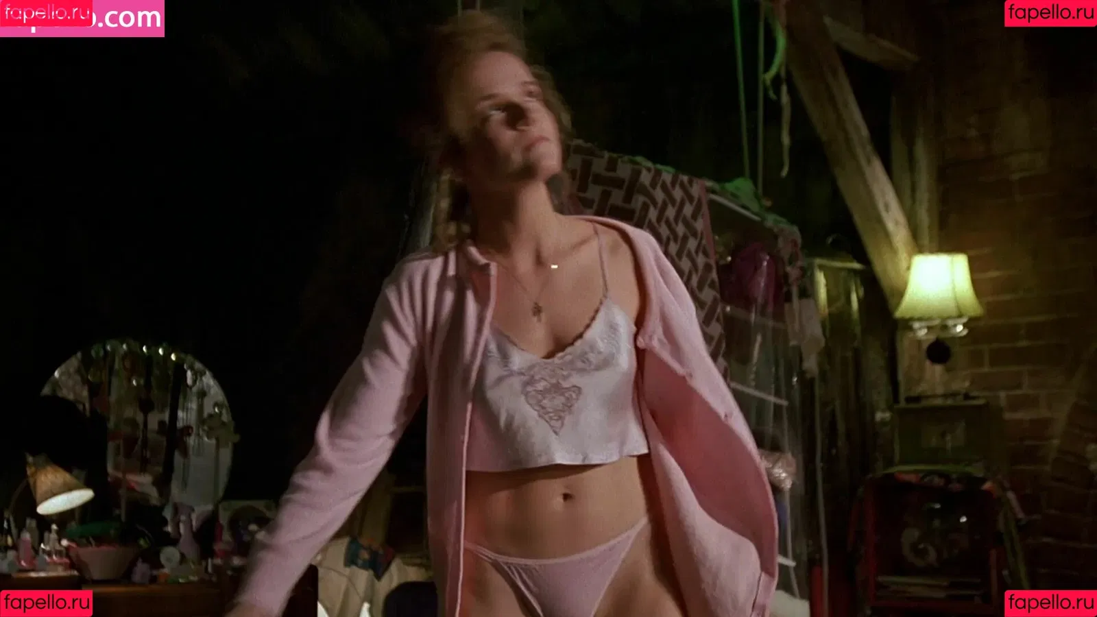 Lea Thompson Onlyfans Photo Gallery 