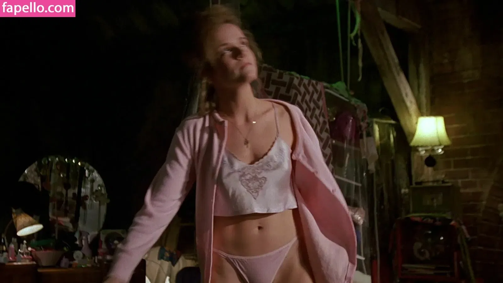 Lea Thompson Onlyfans Photo Gallery 