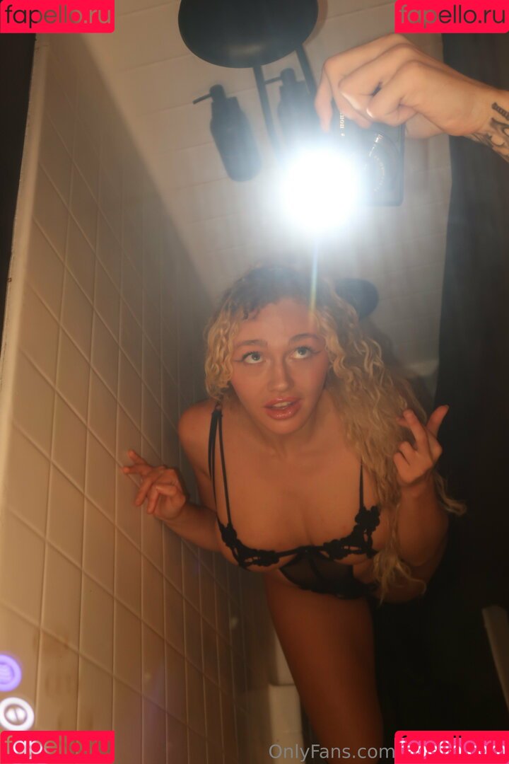 daddydeelz Onlyfans Photo Gallery 