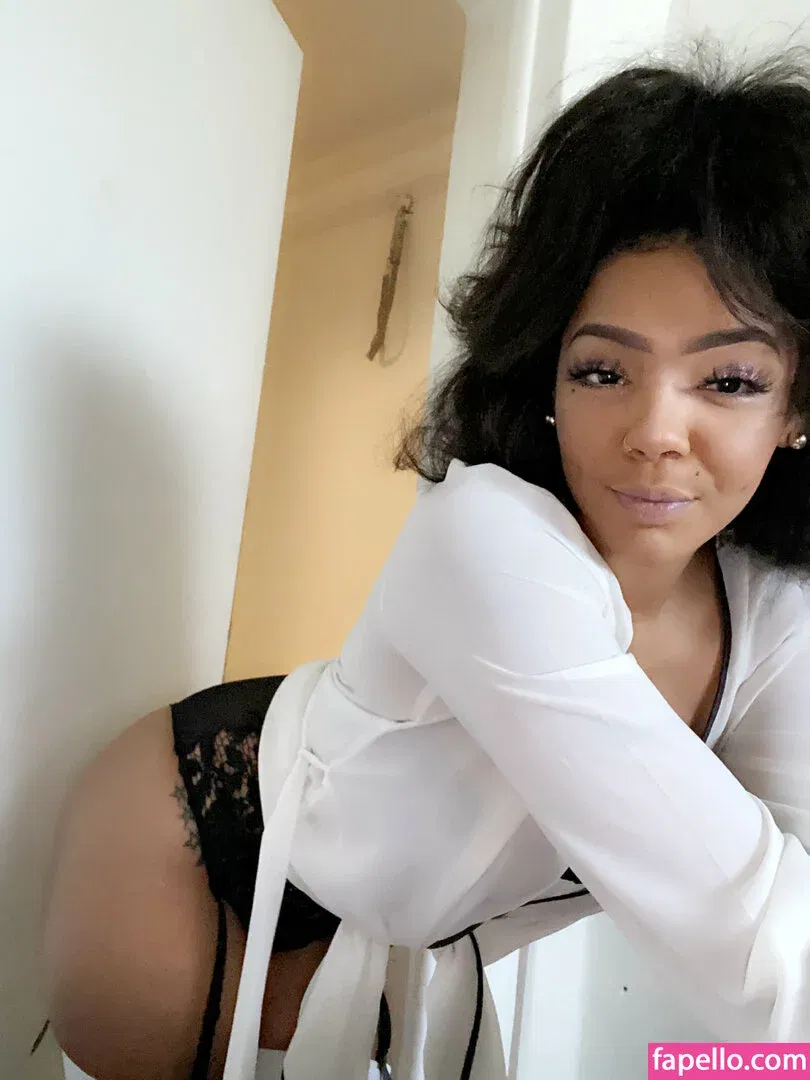 tokyoo Onlyfans Photo Gallery 