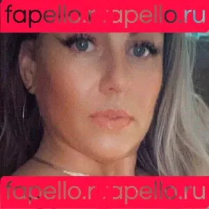 firstmilfmate Onlyfans Photo Gallery 