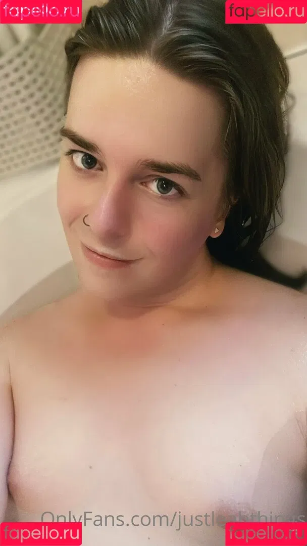 justleahthings Onlyfans Photo Gallery 