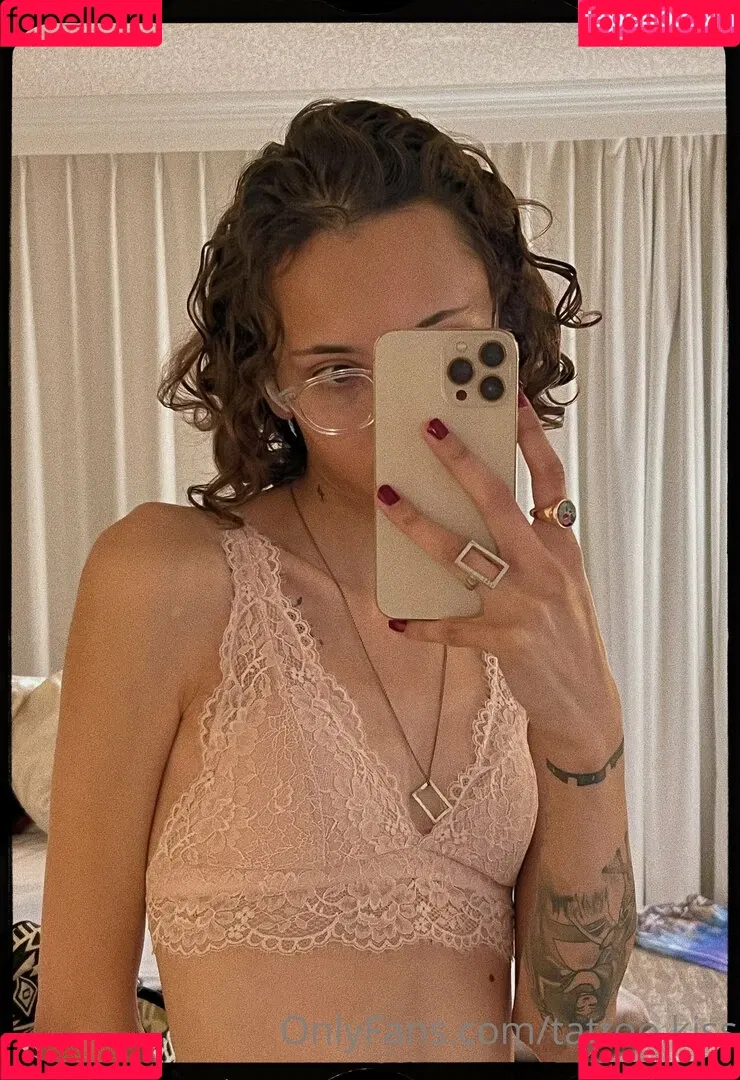 tattoo.kiss Onlyfans Photo Gallery 