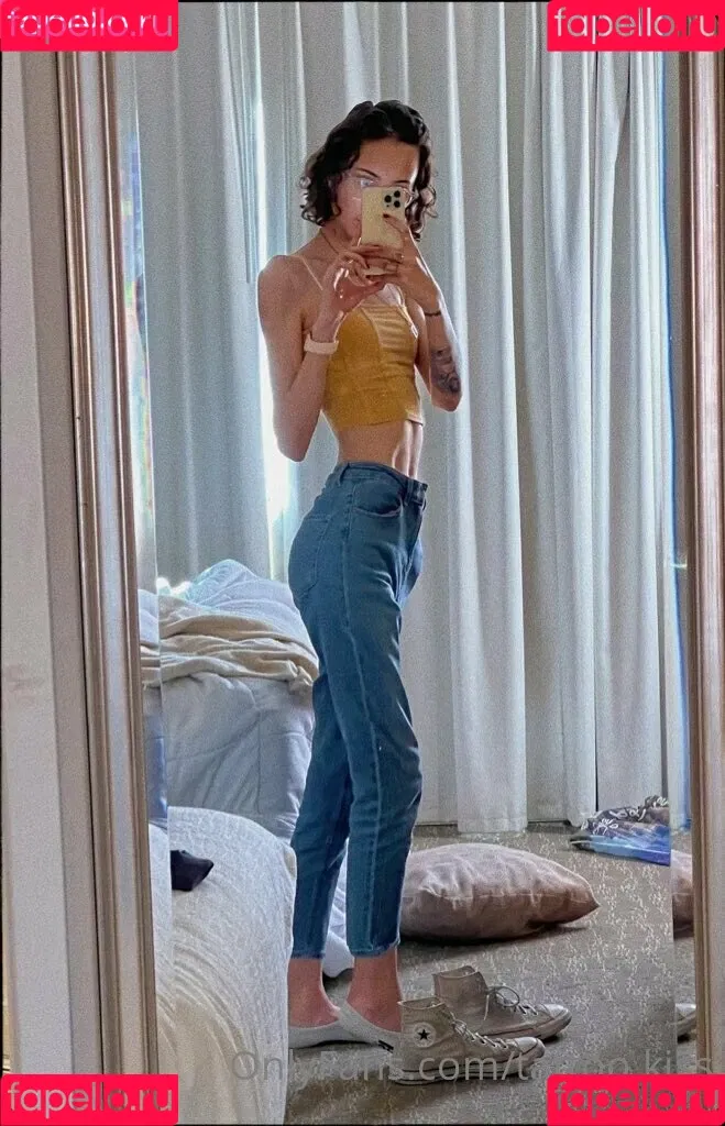 tattoo.kiss Onlyfans Photo Gallery 
