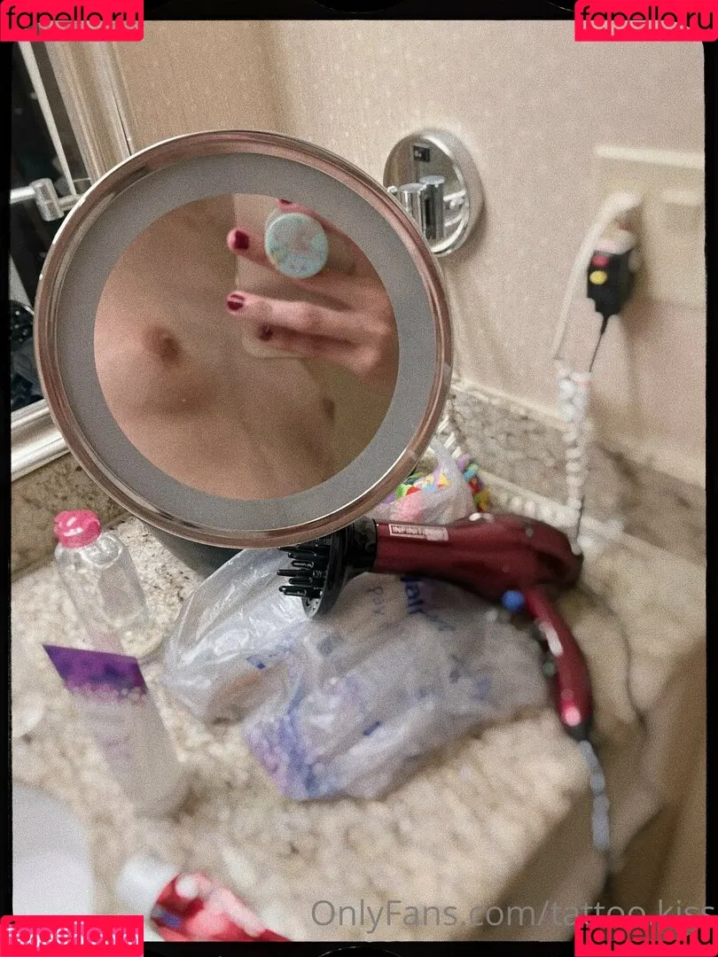 tattoo.kiss Onlyfans Photo Gallery 