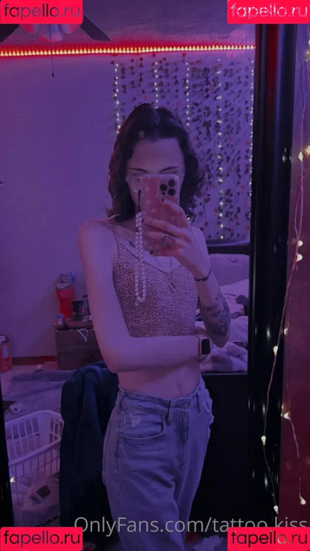 tattoo.kiss Onlyfans Photo Gallery 