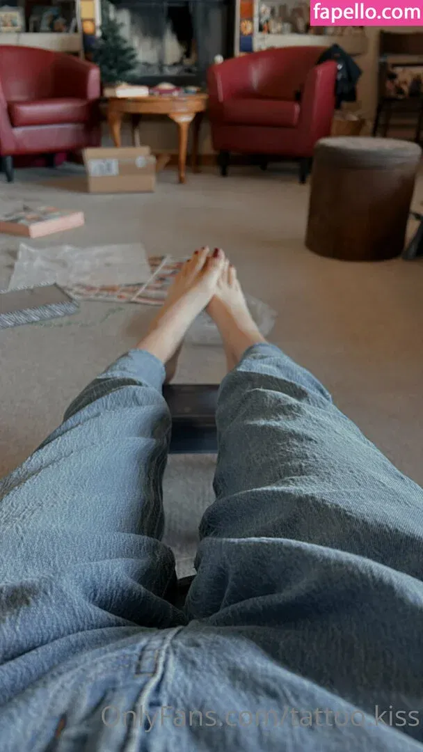 tattoo.kiss Onlyfans Photo Gallery 