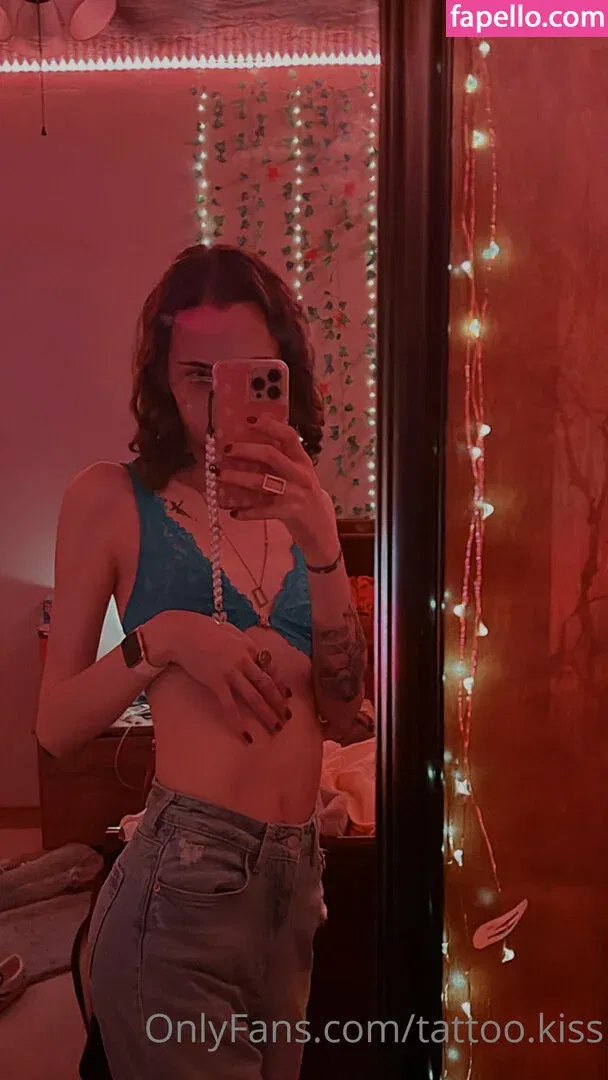 tattoo.kiss Onlyfans Photo Gallery 