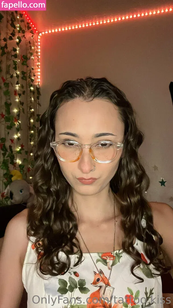 tattoo.kiss Onlyfans Photo Gallery 