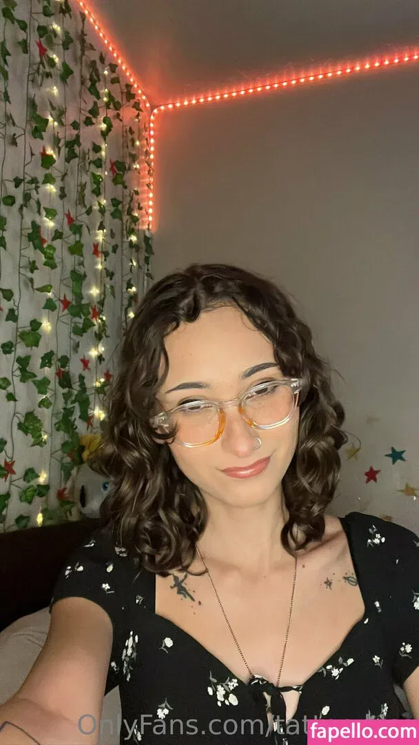 tattoo.kiss Onlyfans Photo Gallery 